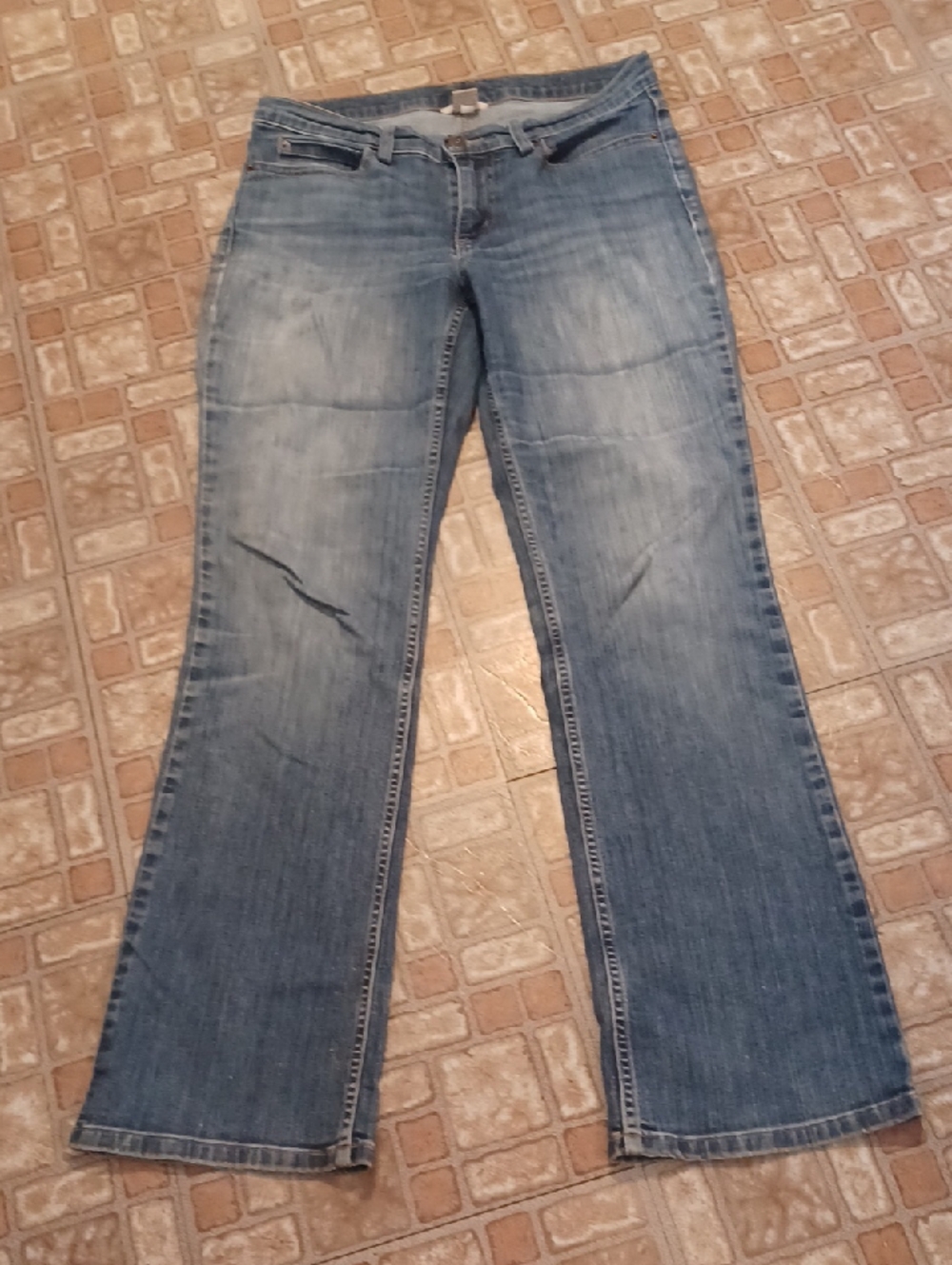Duluth Trading Co. Light Blue Flare Jeans Size 6-33